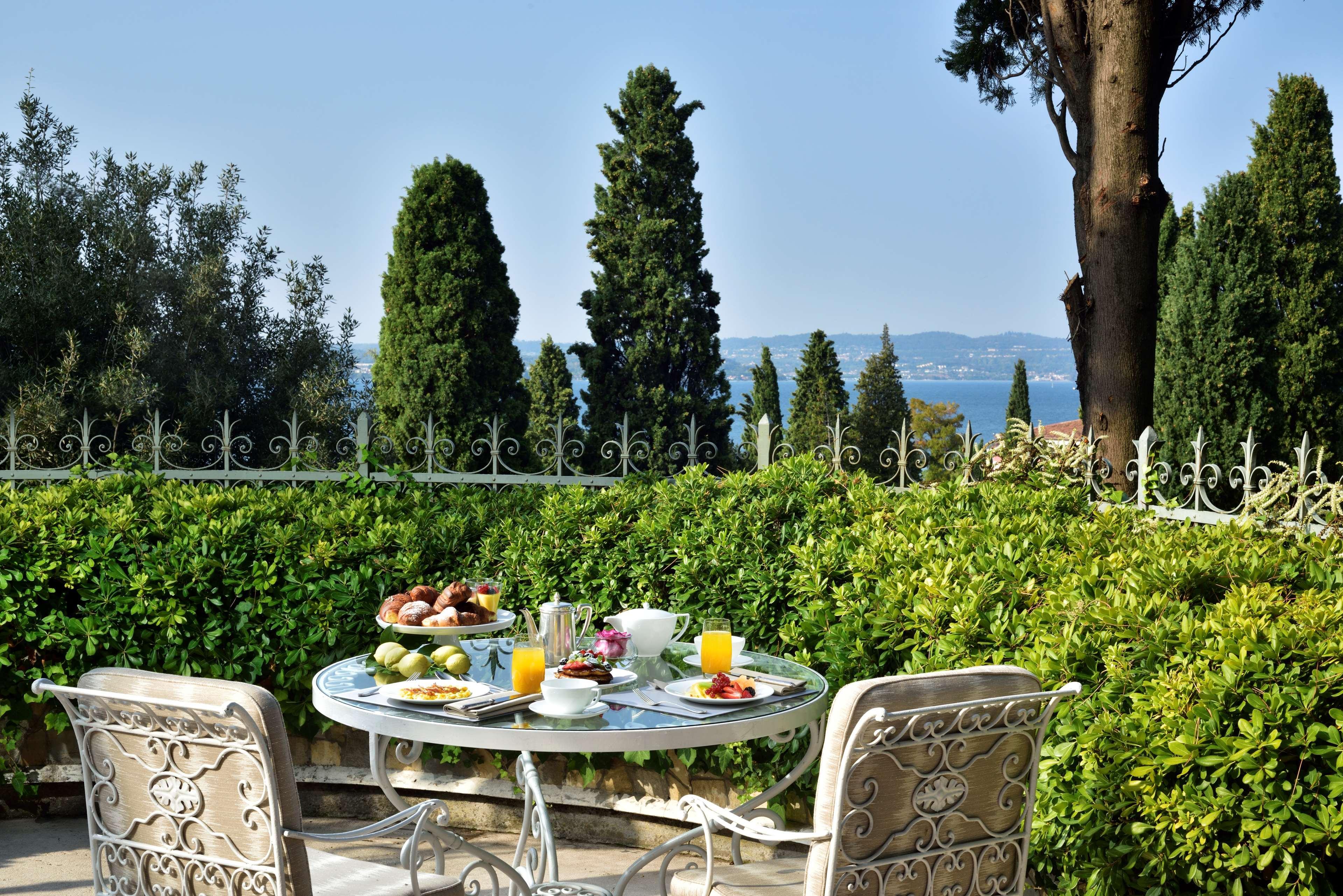 Villa Cortine Palace Hotel Sirmione Exterior foto